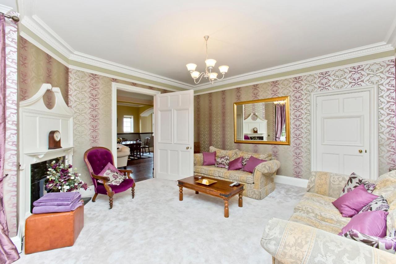 Luxury 3-Bedroom Apartment With Stunning Views At Ramsay Garden Edynburg Zewnętrze zdjęcie